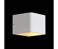 SL455.051.01 Светильник настенный ST-Luce Белый/Белый LED 1*6W 3000K Настенные светильники