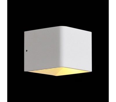 SL455.051.01 Светильник настенный ST-Luce Белый/Белый LED 1*6W 3000K Настенные светильники