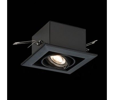 ST250.448.01 Св-к встр. Черный GU10 1*50W  L126xW126xH70 220V Без ламп Встраиваемые светильники