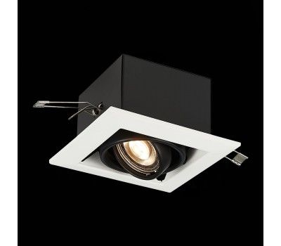 ST250.548.01 Св-к встр. Черный GU10 1*50W  L126xW126xH70 220V Без ламп Встраиваемые светильники