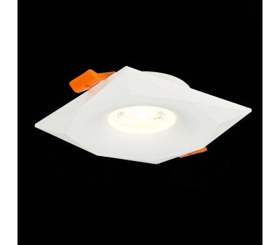 ST203.508.01 Св-к встр. Белый GU10 1*50W  L95xW95xH25 220V Без ламп Встраиваемые светильники